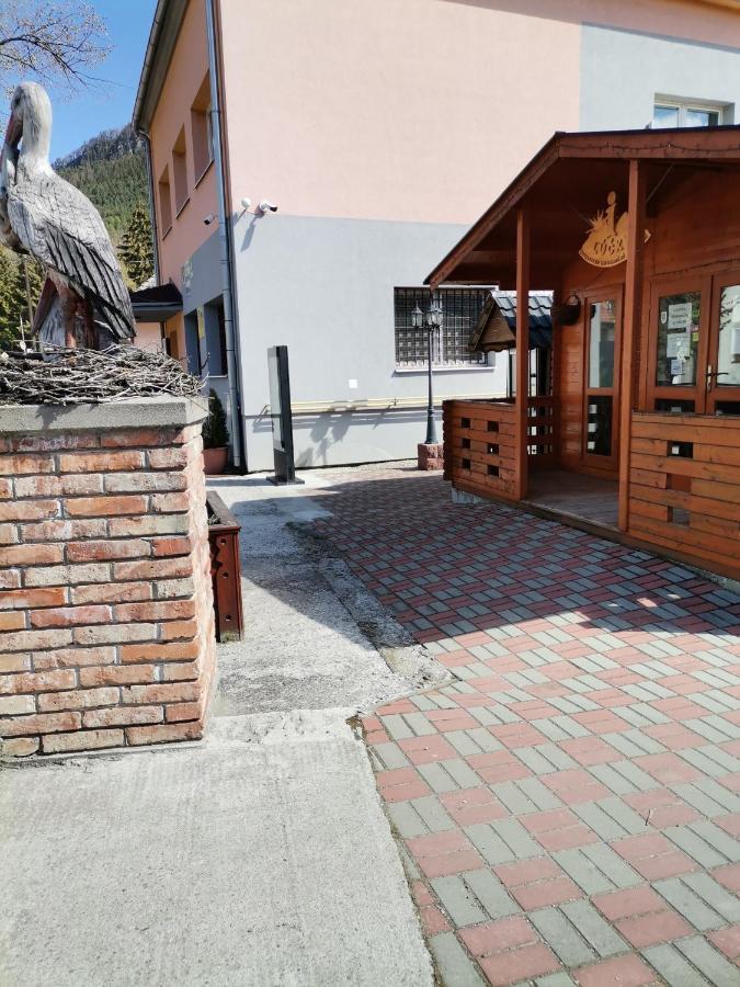 Apartman Family S Vyhladom Na Choc Lucky Exterior photo